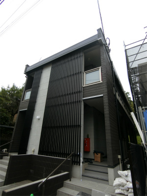 16/16 エントランス