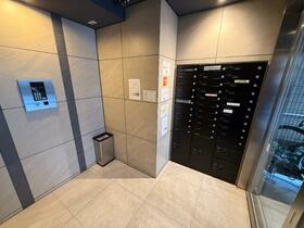 4/4 エントランス