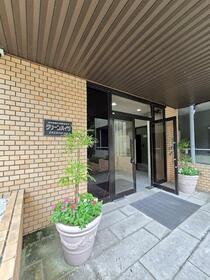 2/3 エントランス