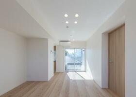 3/7 リビング/ダイニング