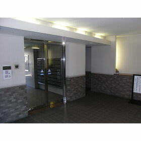 9/11 エントランス