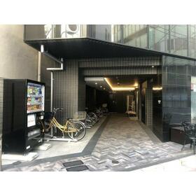 5/5 エントランス