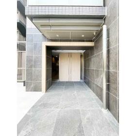 15/16 エントランス