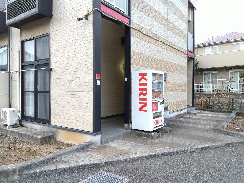 13/14 エントランス