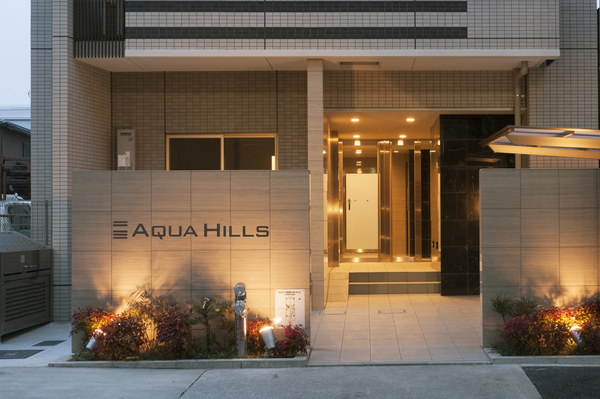 13/15 エントランス