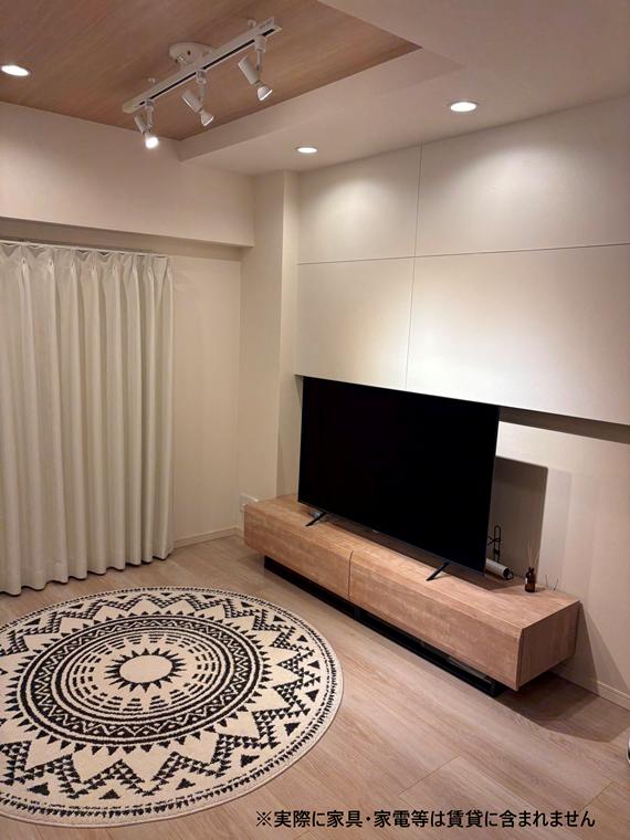 2/8 リビング/ダイニング