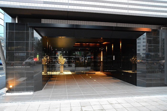 21/25 エントランス