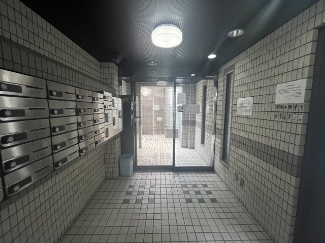 4/5 エントランス