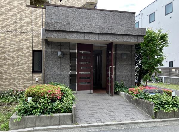 4/5 エントランス