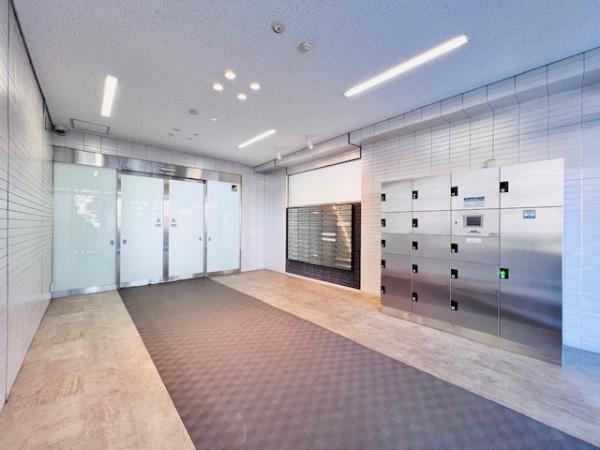 4/5 エントランス