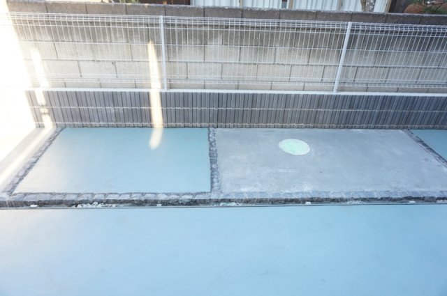 19/30 エントランス