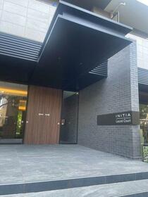 5/5 エントランス