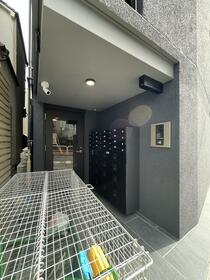 15/15 エントランス