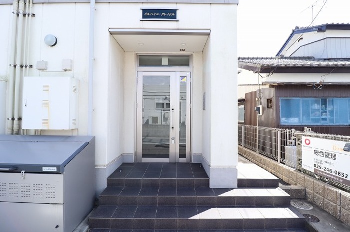 9/10 エントランス