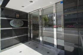 4/4 エントランス