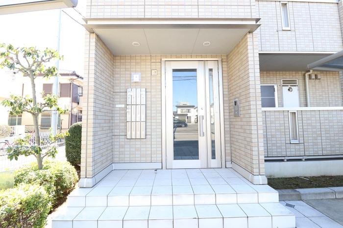 15/16 エントランス