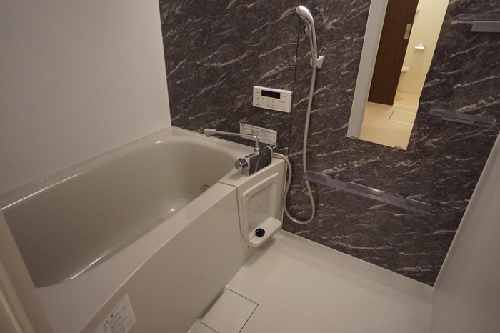 6/14 浴室