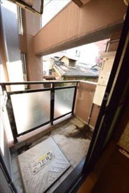 13/21 バルコニー