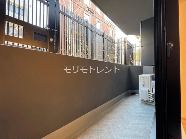 17/20 バルコニー