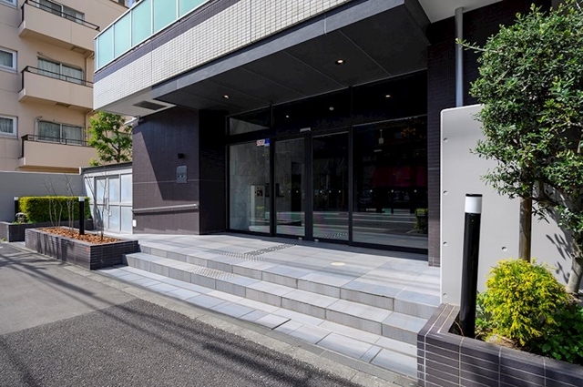 5/8 エントランス