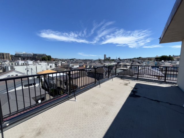 15/22 バルコニー