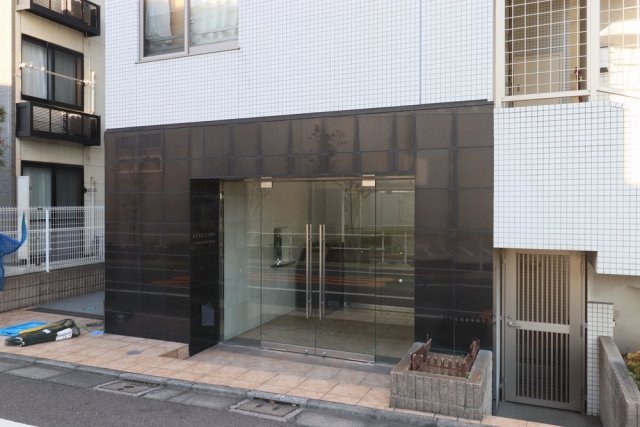 2/4 エントランス