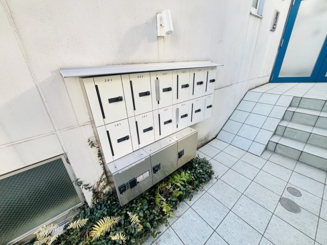 4/4 エントランス