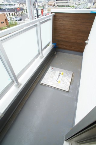 14/27 バルコニー