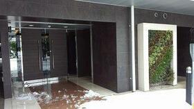 3/3 エントランス