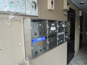 16/16 エントランス