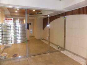 5/5 エントランス