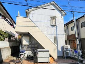 16/16 エントランス