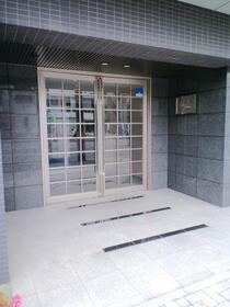 4/5 エントランス