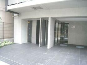 5/5 エントランス