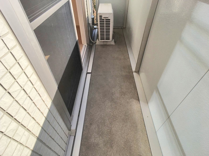 13/22 バルコニー