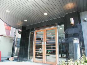 3/3 エントランス