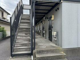 14/15 エントランス