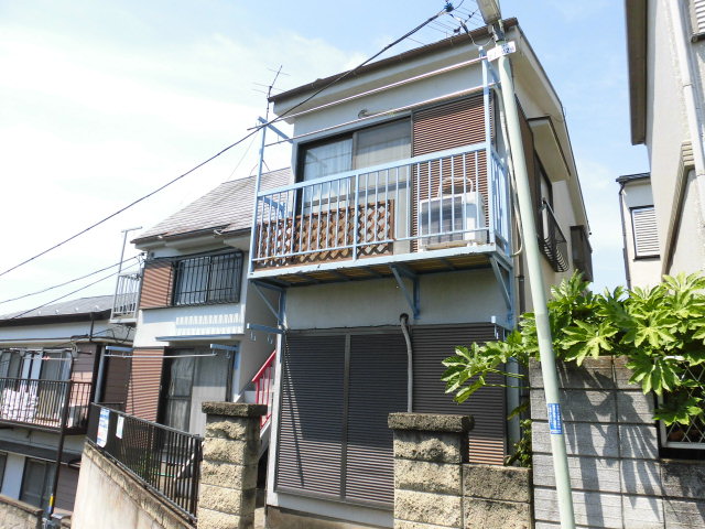 21/26 エントランス