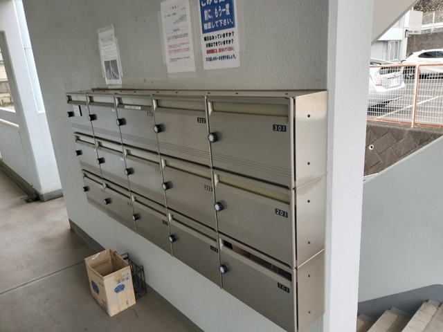 19/26 エントランス