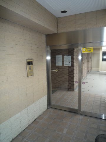 3/4 エントランス