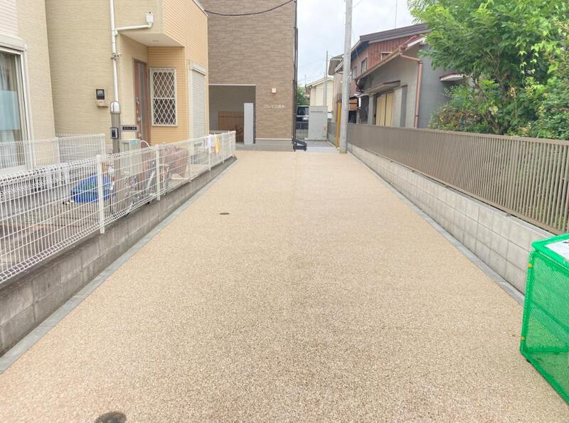 15/16 エントランス