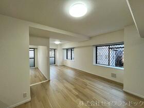 2/11 リビング/ダイニング