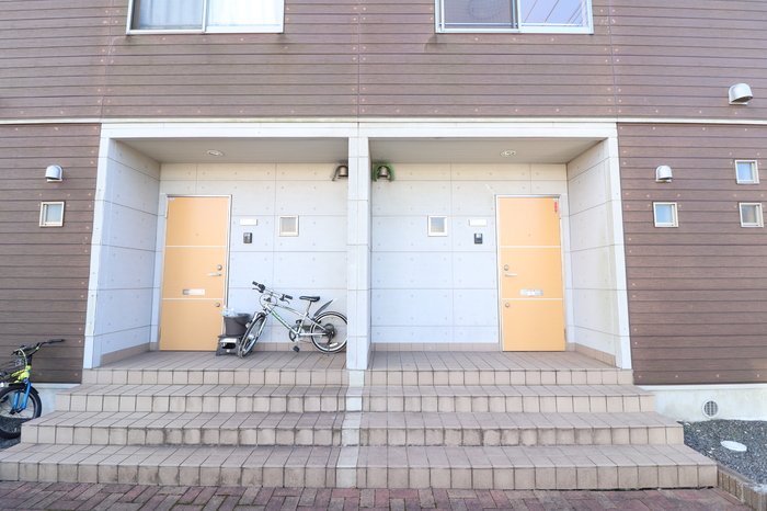 18/20 エントランス