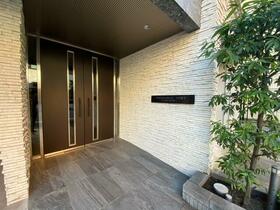 15/16 エントランス