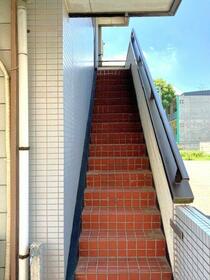 16/16 エントランス