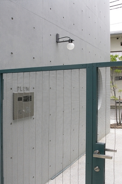 2/2 エントランス