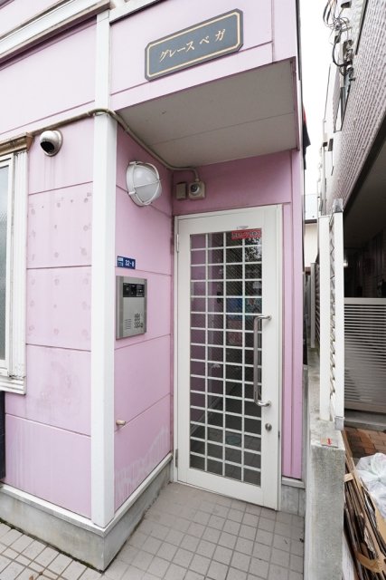 14/26 エントランス