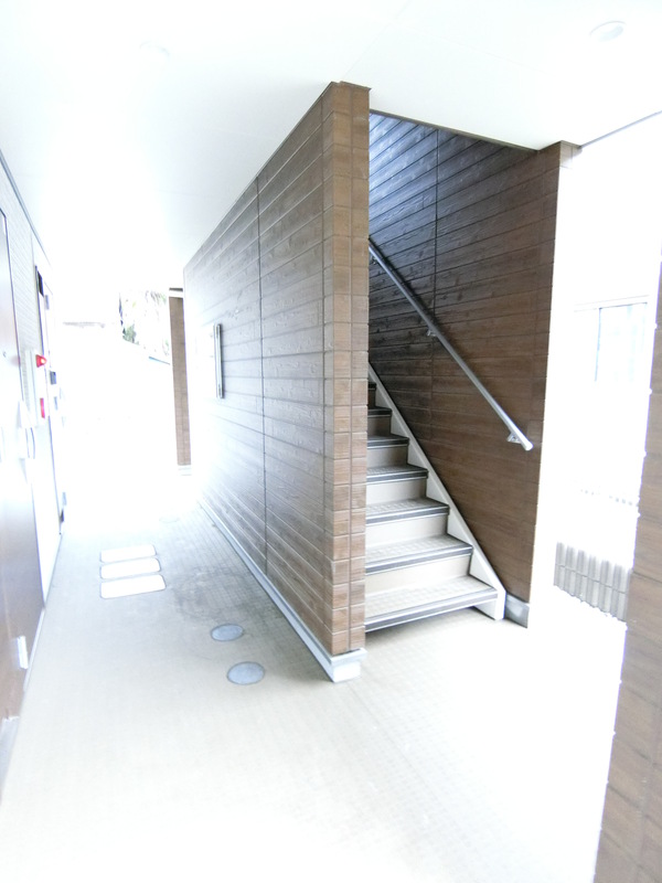 25/25 エントランス