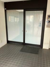 4/4 エントランス