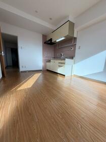 3/7 リビング/ダイニング